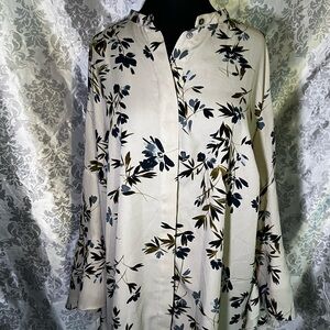 Vince Camuto Cream Floral Blouse With Bell Sleeves